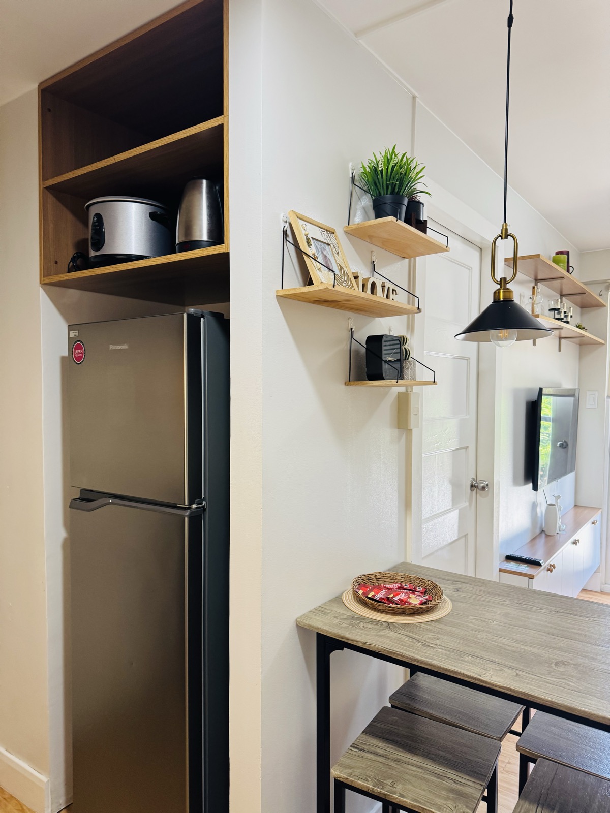 Dining & kitchenette at Arezzo Place Davao
